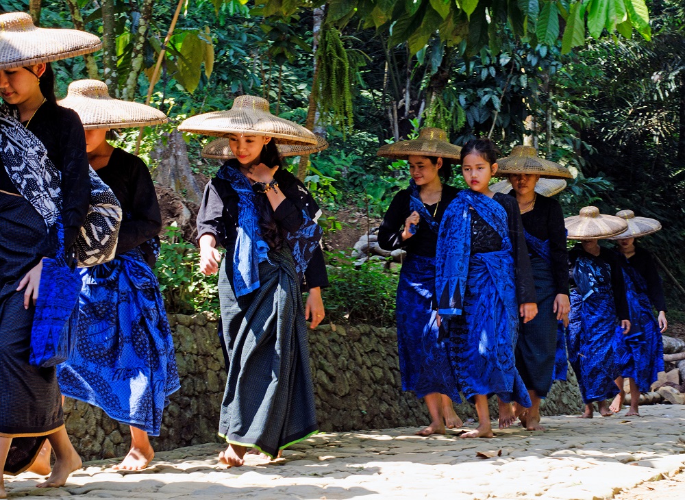 MASYARAKAT PEDALAMAN BADUY